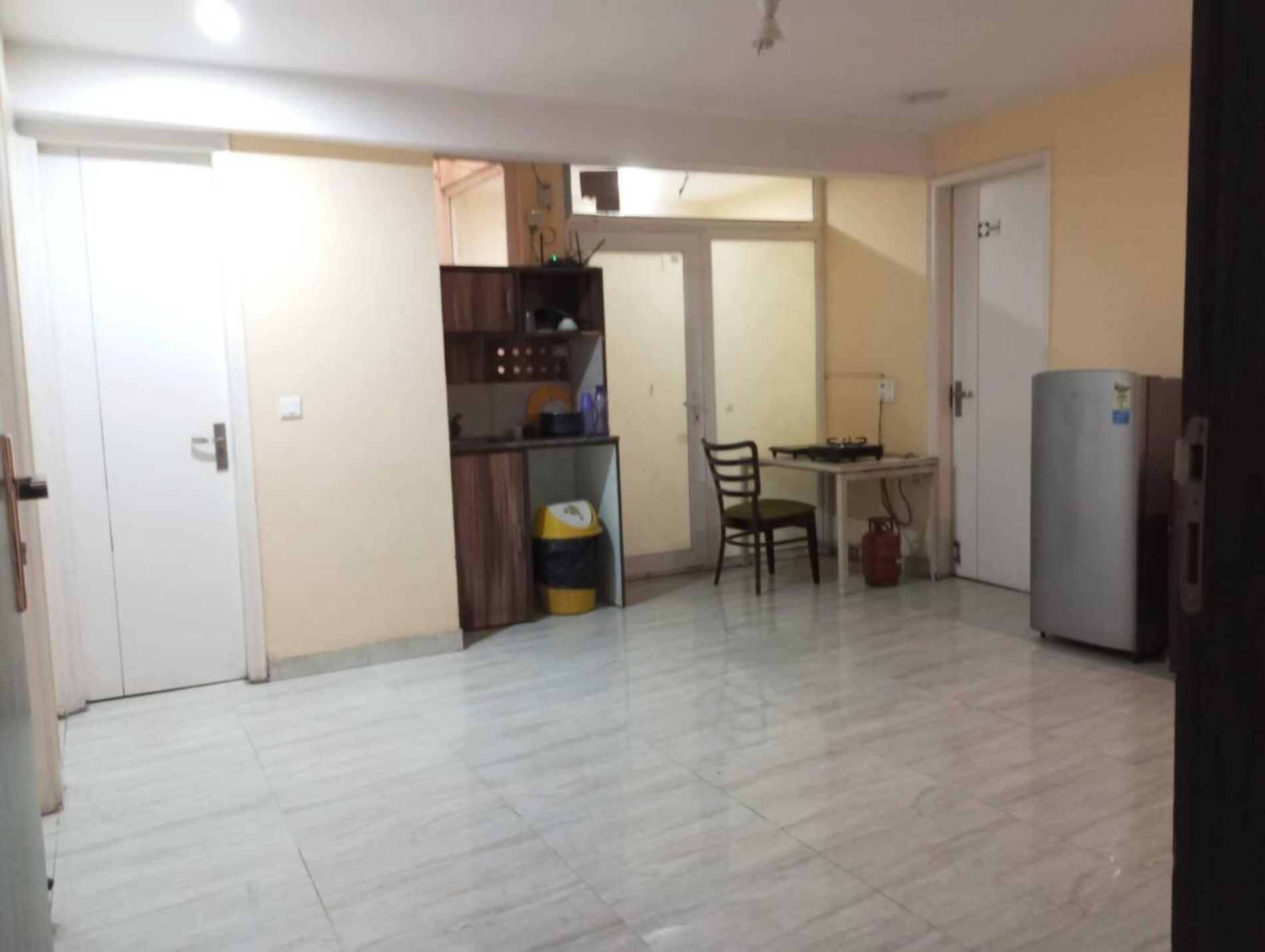 Nuab House - Near Fortis, Max, Medanta, Paras Hospitals And Huda Metro 구르가온 외부 사진